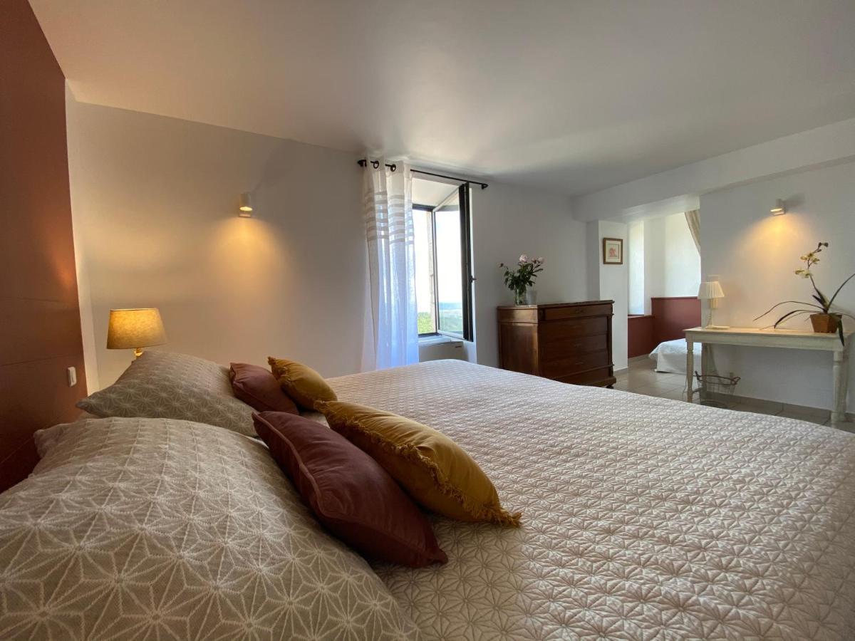 Auberge De La Tour De Brison Sanilhac  외부 사진